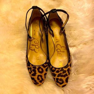 Sam Edelman Leopard print heel